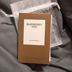 Burberry Hero Eau de Parfum sample
